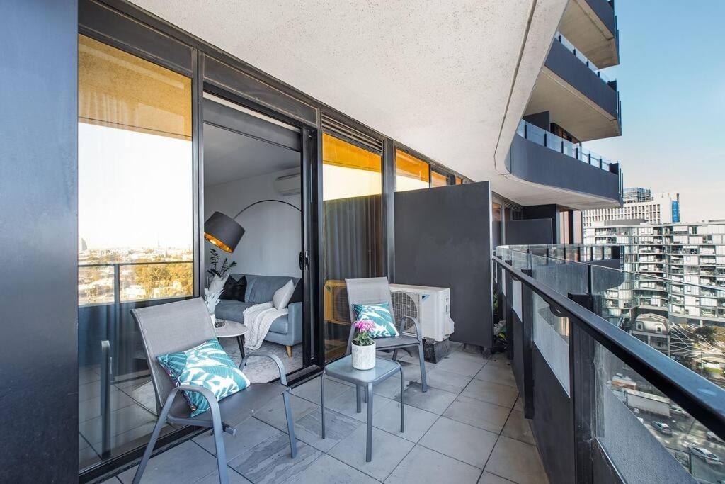 Premium Park Grand Prix By Ready Set Host Apartment *